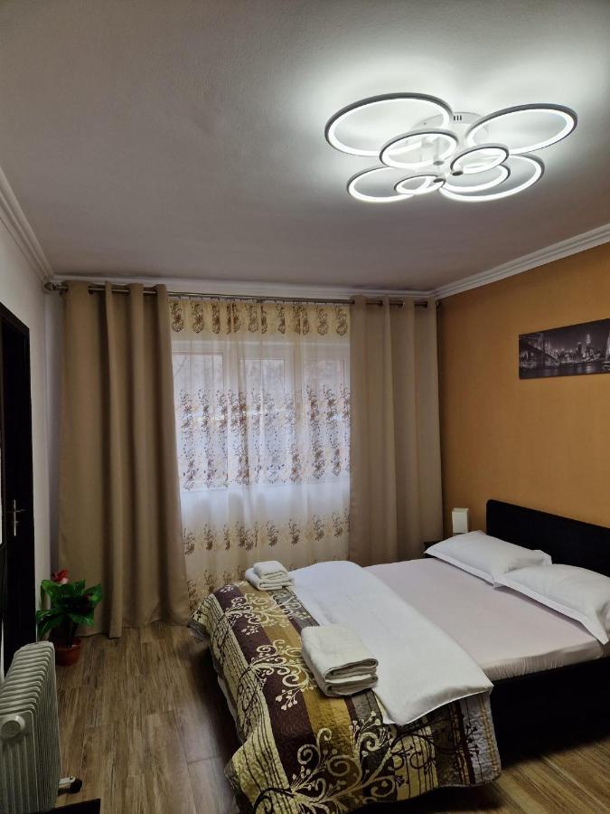 Garsoniera Apartment Băile Herculane Exterior foto